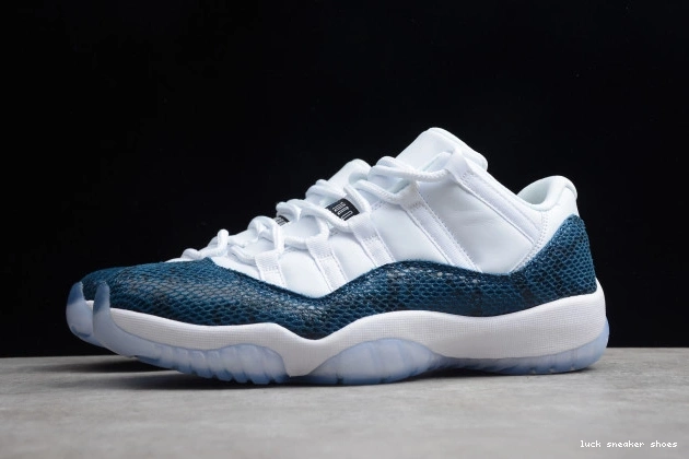 Rep LUCY Low Jordan Air Blue 11 CD6846-102 Snakeskin Navy 0708